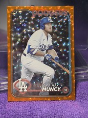 2024 Topps Series 1 – Max Muncy #314 Orange Crackle Foil /299
