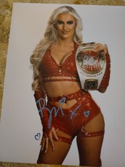Blake Monroe Signed 11×14 Wwe Photo Holding Belt Tight Red Outfit Wwe Nxt
