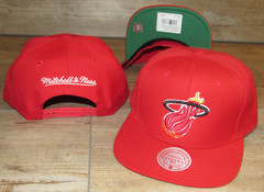 Mitchell & Ness Miami Heat Hardwood Classics Snapback Hat Cap size Men&rsquo;s