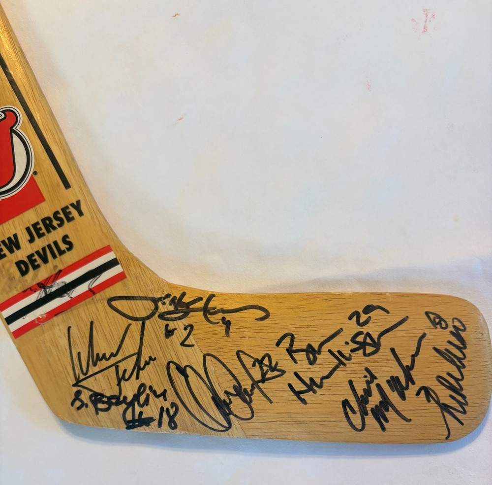 1995 NJ Devils Stanley Cup Champs Signed 24&Prime; MiniStick Lemieux Stevens Fetisov
