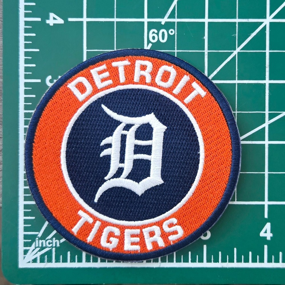 Detroit Tigers Round D 3.5&Prime; Iron /Sew On Embroidered Patch~ Free Tracking!