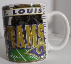 St Louis Rams NFL Football Ceramic Coffee Cup Mug 90&rsquo;s 3 3/4&Prime; tall NOS