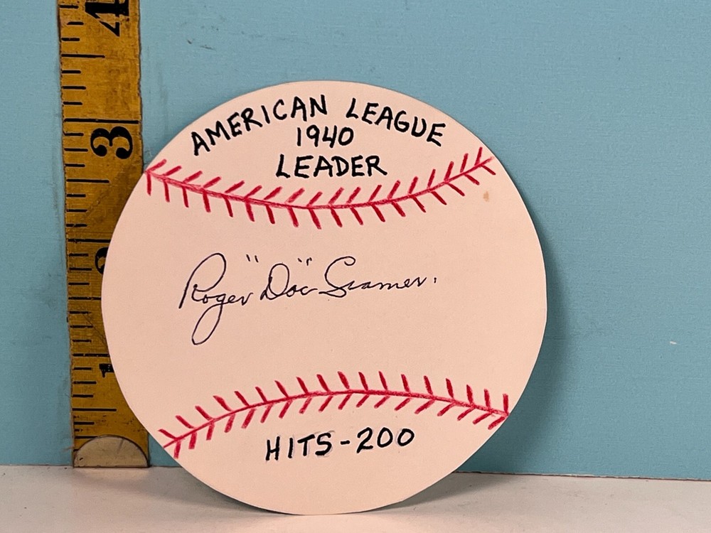 Roger « Doc » Cramer 1940 AL Hits Leader Authgraphed Paper Baseball