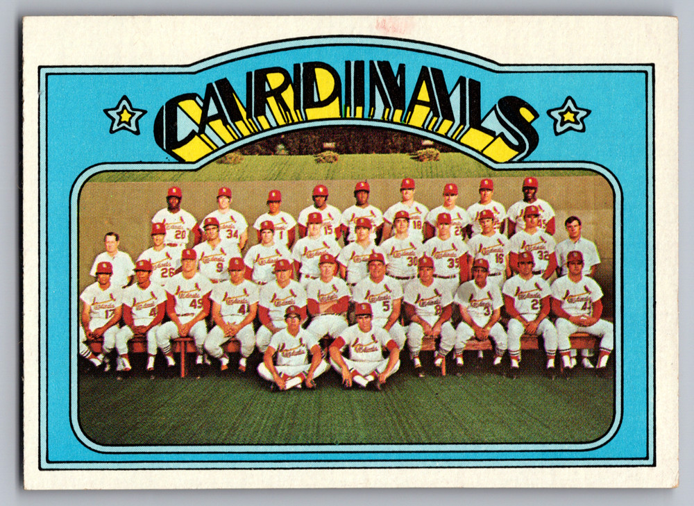 1972 TOPPS #688 ST. LOUIS CARDINALS TEAM W/LOU BROCK/STEVE CARLTON/BOB GIBSON