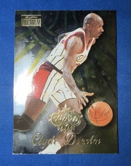 1996-97 Skybox Premium – Net Set Clyde Drexler #2