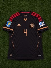 Adidas Mexico 2011 Gold Cup R. Marquez black jersey Size Large