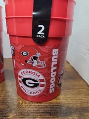 SET OF 4 GEORGIA BULLDOGS PLASTIC CUPS-STURDY 4&Prime; DIAMETER, 4.75&Prime; TALL