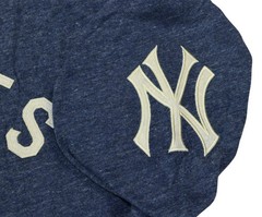 Mitchell & Ness New York Yankees Lightweight Cooperstown Men&rsquo;s Hooded Shirt NWT