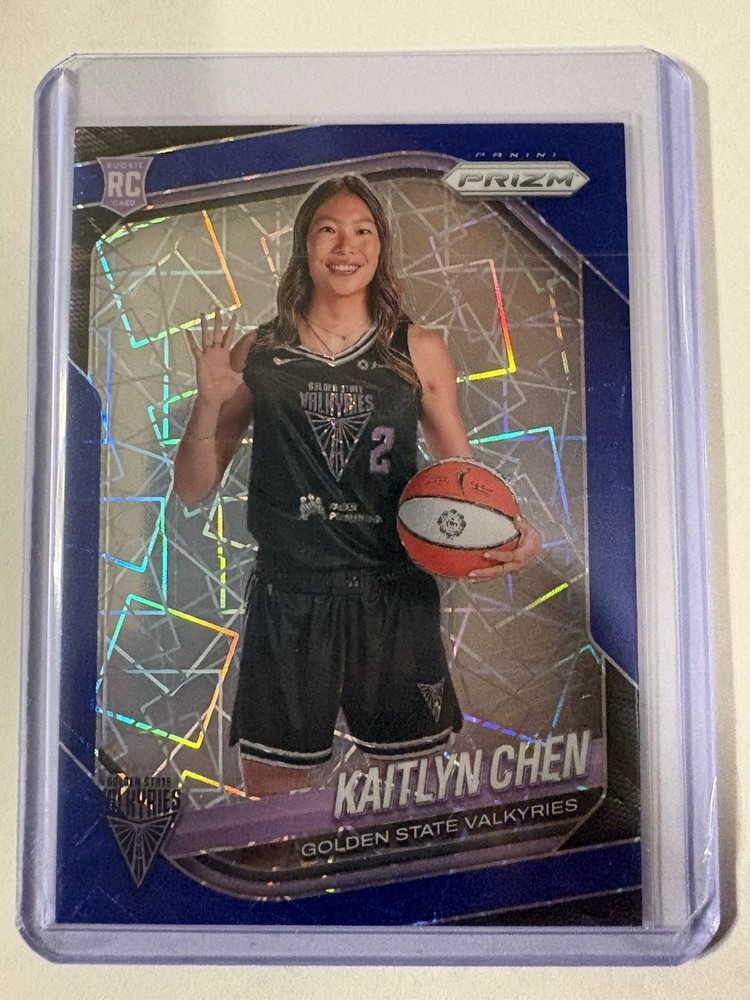 2025 Panini Prizm WNBA – Rookie RC Variation Kaitlyn Chen #143 Blue Velocity
