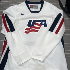 TEAM USA Nike Officially Licensed 2006 IIHF World Junior Hockey Jersey Men SZ L
