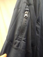 New UCONN Huskies Adult Mens Sizes M-L-XL-2XL Navy 1/4 Zip Jacket