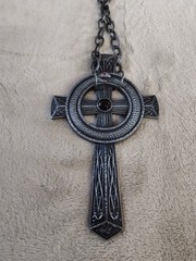 WWF WWE Authentic Sheamus Necklace Pendant Wrestling Big Celtic Warrior Cross