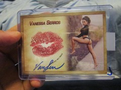 COLLECTORS EXPO VANESSA SERROS THONG AUTO/KISS CARD – READ