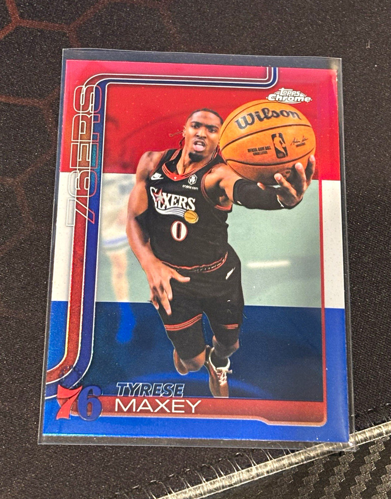 2025-26 Topps Chrome Tyrese Maxey #41 Red White & Blue Refractor Philly 76ers