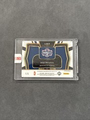 2025 Panini Select WNBA Kiki Iriafen Courtside Action Auto Black Gold Prizm/5 RC