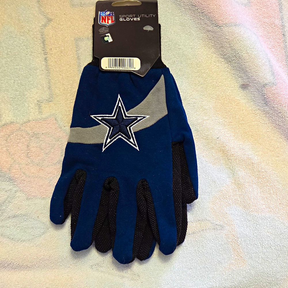 NFL Dallas Cowboys Sport Utility Gloves Blue Gray Black Officially Licensed