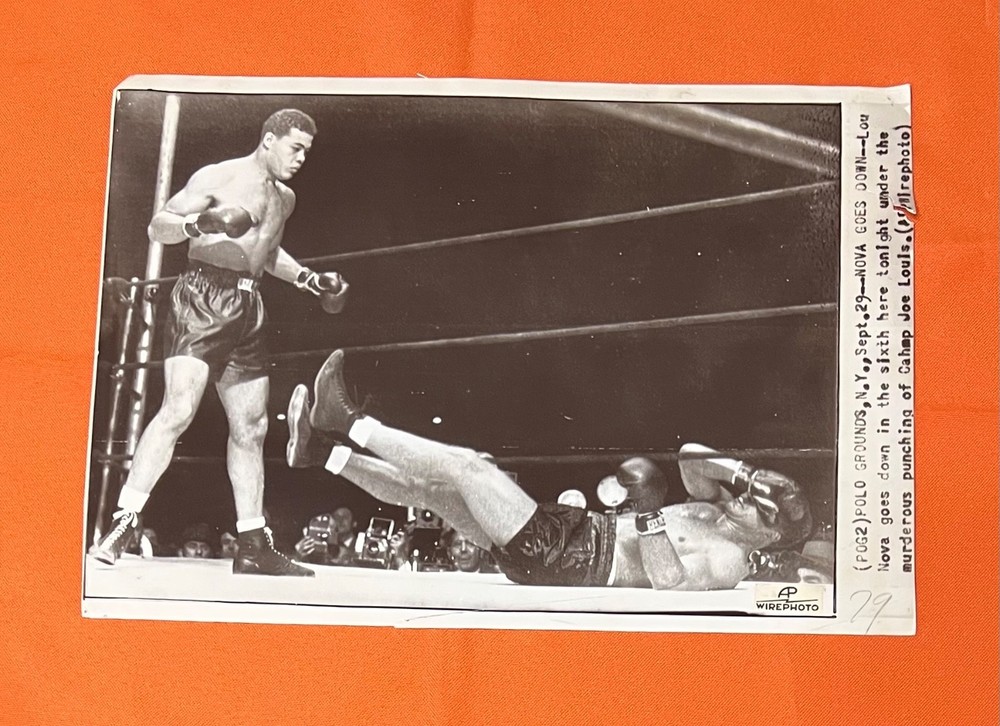 1941 Joe Louis Vs. Lou Nova AP Wire 8”x 11 1/4” w/COA Boxing Photo *CgC605*