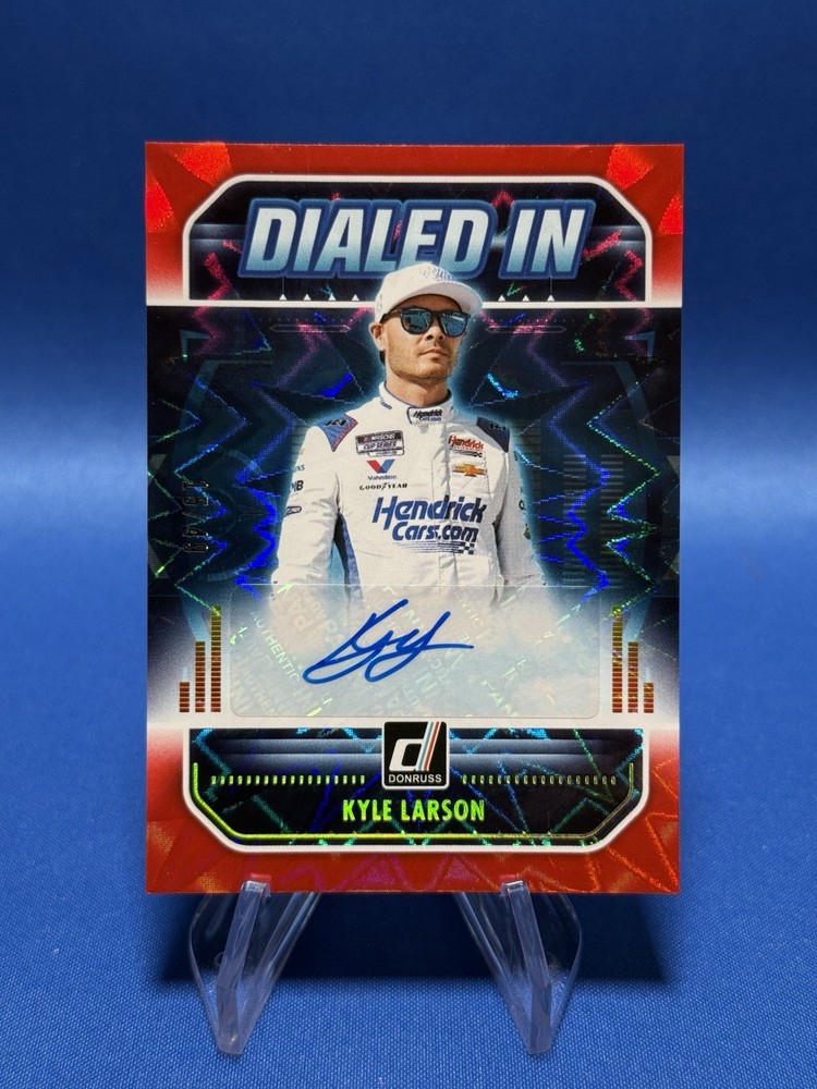 2026 Donruss #DIA-KLN Kyle Larson Dialed In Autographs Red Xplosion #/49