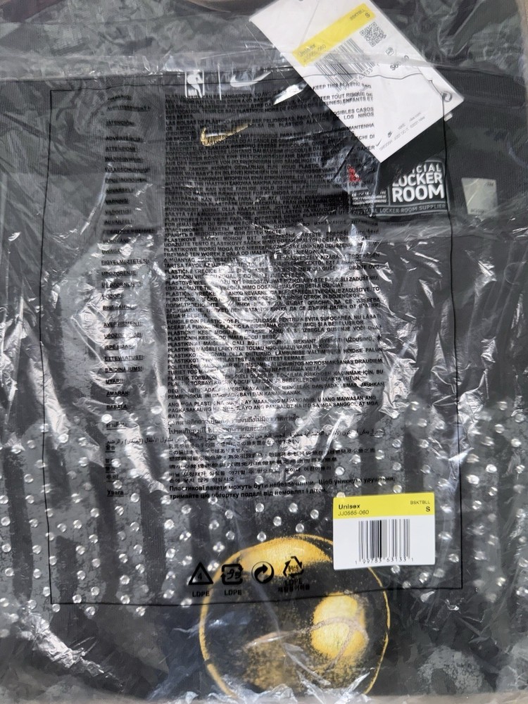 New York Knicks Nike 2026 NBA Finals Champions Authentic Locker Room T-Shirt S