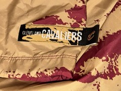 Nike Cleveland Cavaliers Courtside Club Woven Full Zip Jacket Wine Gold Mens XL
