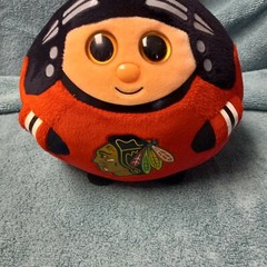 Chicago Blackhawks Plush Ty Beanie Ball NHL 4&Prime; Diameter In Great shape Go Hawks