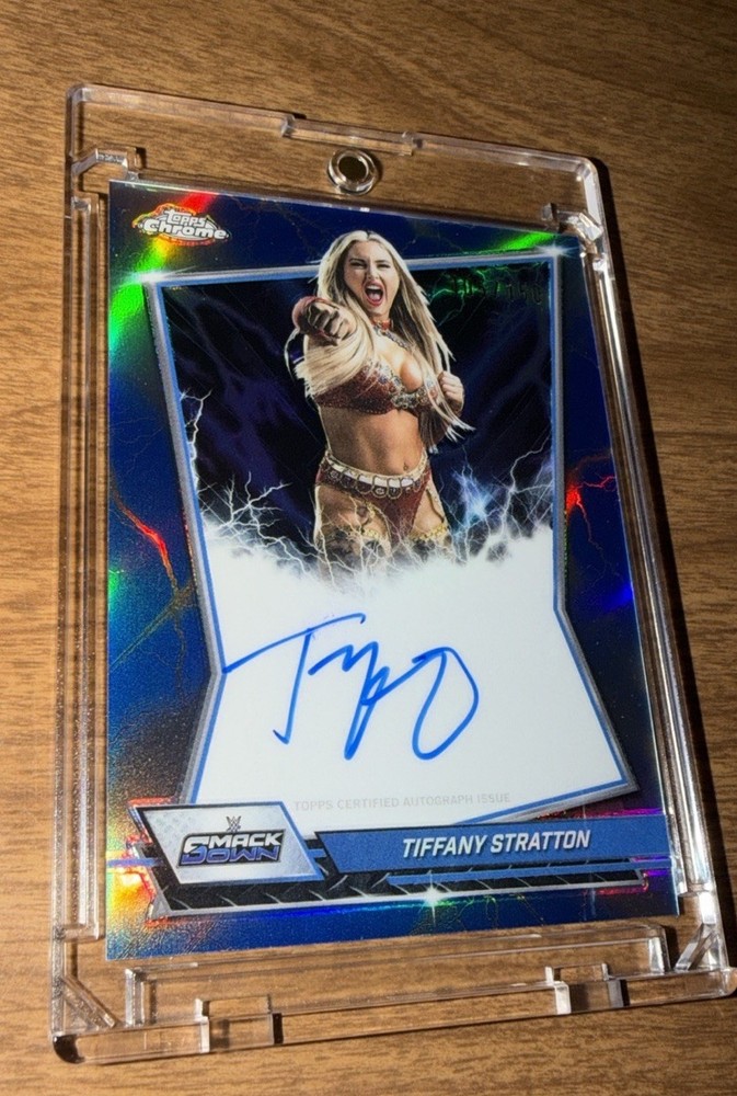 Tiffany Stratton – 2026 Topps Chrome WWE Blue Brand On Card Auto /150! #BBA-TIF