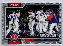 2026 Topps #320 Chicago Cubs Silver Crackle Foil
