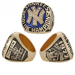 1977 New York Yankees World Series Championship Ring /MUNSON/