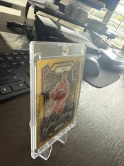 2023-24 Panini Prizm Jimmy Butler Gold Shimmer FOTL /24 Miami Heat