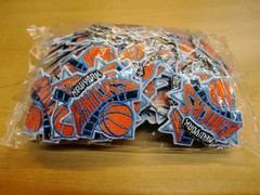 Lot Of 50 – NEW YORK KNICKS IRON ON PATCHS 2 1/8” X 1 7/8&Prime;. LOT OF 50 PATCHES