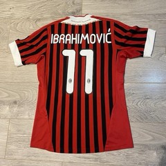 Ac Milan 2011/12 Home Shirt with Ibrahimovic 11 on the back