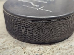 Autographed Hockey Puck Unknown No COA
