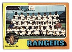 1975 Topps #511 Texas Rangers / Billy Martin Excellent