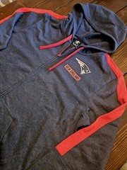 NEW ENGLAND PATRIOTS LOGO ATHLETIC NAVY AND RED HOODIE IN MENS SIZE XL