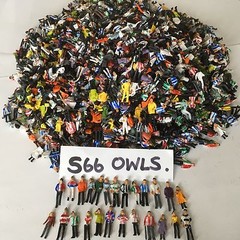 FANS FOR SUBBUTEO STANDS X 100 PAINTED STANDING FANS**NEW**ALL TEAMS AVAILABLE