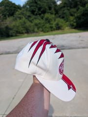 Vintage Starter Detroit Red Wings NHL Shockwave Adjustable Strap Hat Cap