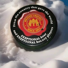 PILSNER URQUELL Exeptional 🍺 BEER /Players SINCE 1842 VINTAGE PUCK MADE IN 🇨🇿