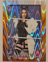 2026 TOPPS CHROME WWE STEPHANIE VAQUER ORANGE RAYWAVE REFRACTOR SP 17/25