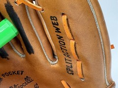 Vtg SPALDING 42-3871 RICO PETROCELLI Signature Model Baseball Glove Mitt RHT