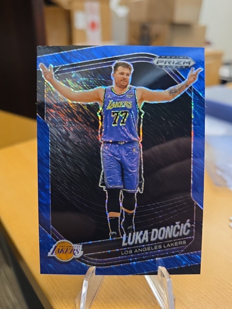 LUKA DONCIC 2024 Prizm Black Blue Shimmer FOTL Prizm /35 Only Prizm Lakers Uni