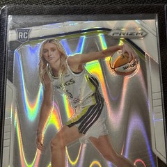 2025 Panini Prizm WNBA – Paige Bueckers White Seismic Rookie Variation #147