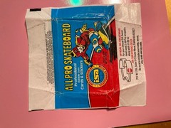 1978 Donruss Skateboard CARDS, NR/MINT & MINT, 29 CARDS & WRAPPER