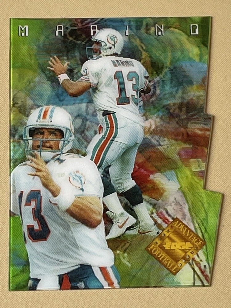 1996 COLLECTOR’S EDGE – ADVANTAGE FOOTBALL – DAN MARINO DIE CUT CARD # V24