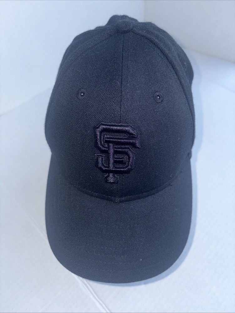 New Era San Francisco Giants MLB All Blackout Blacked Out 39Thirty Flex Fit Hat