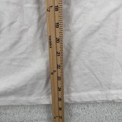 Uniqlo Vancouver Canucks Shirt Mens XL White NHL Hockey Snoopy Peanuts Graphic
