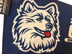 2011 UCONN Huskies NCAA Final Four Team Pennant 12×30 NWT