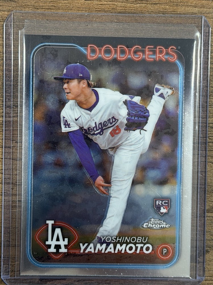 2024 Topps Chrome – Yoshinobu Yamamoto #18 (RC) Los Angeles Dodgers