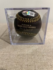 Elly De La Cruz autographed black baseball w/ case Beckett witnessed