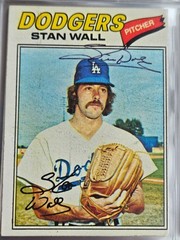 1977 Topps STAN WALL Dodgers In-Person Signed AUTO Autographed