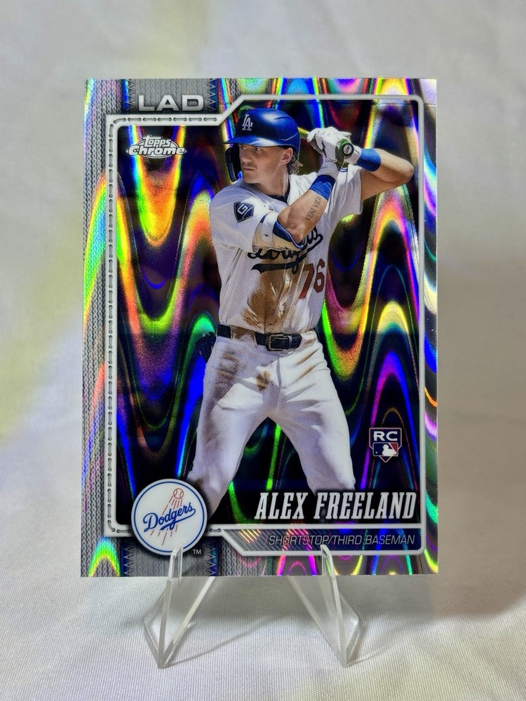 Alex Freeland 2026 Topps Chrome RayWave Refractor #102 RC – Los Angeles Dodgers